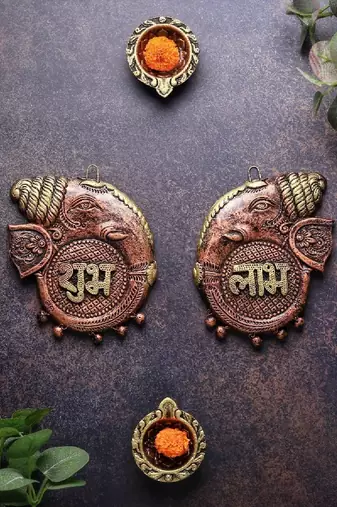 The handicraftian trunk subh labh set