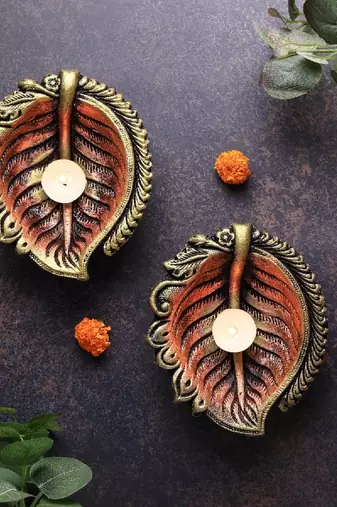 The handicraftian large peepal diya set of 2