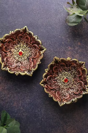 The handicraftian large panchmukhi diya set of 2