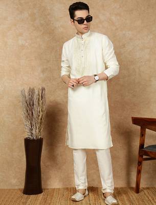 Off white cotton embroidered kurta pajama for mens 5