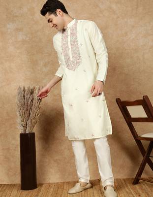 Off white cotton embroidered kurta pajama for mens 5