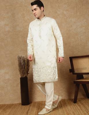 Cream silk blend floral kurta pajama for mens 3