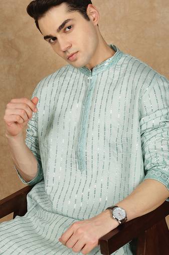 Green silk blend embroidred kurta pajama for mens