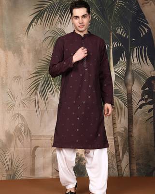 Maroon silk blend thread work kurta pajama for mens 1