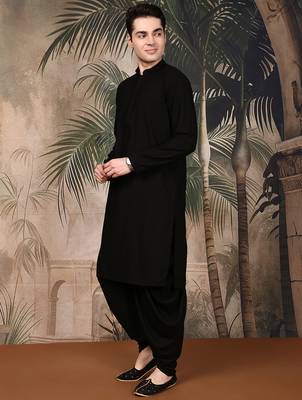 Black cotton chikankari kurta pajama for mens 3