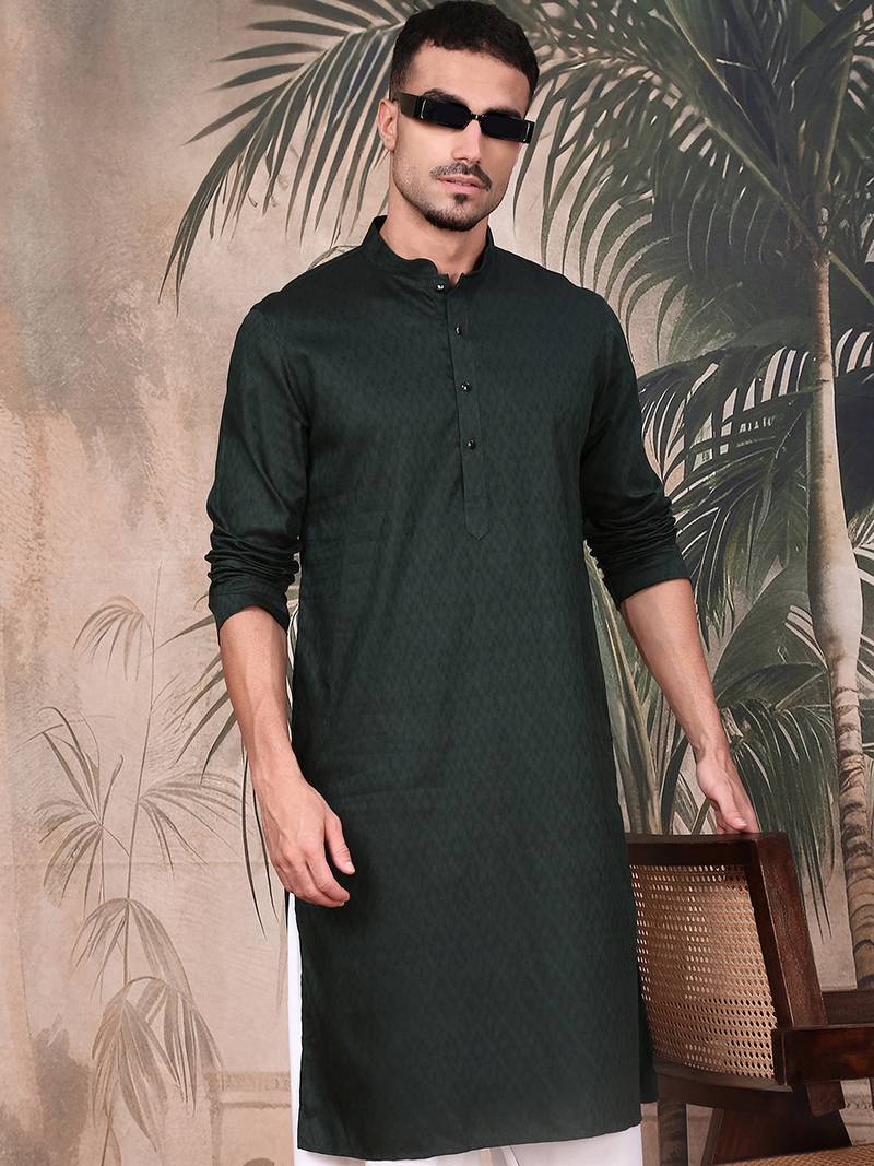 Deep green cotton textured kurta pajama for mens