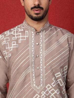 Cotton silk geometric sequence embroidered beige mandarin collar kurta 1
