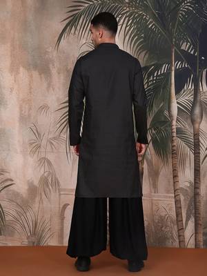 Black cotton textured kurta pajama for mens 4