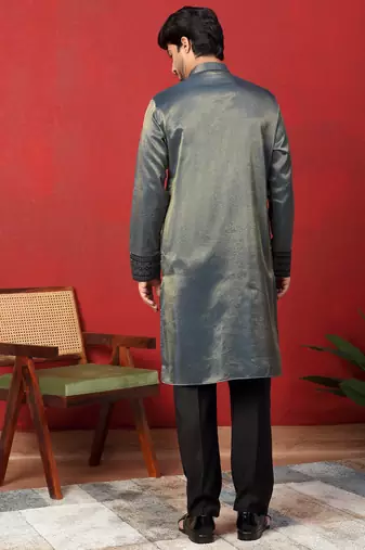 Embroidered and sequinced silk blue kurta