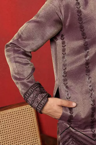 Embroidered and sequinced silk purple kurta