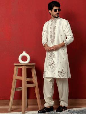 Cotton silk floral and zari embroidered cream kurta 5