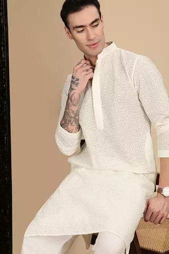 Off white cotton chikankari kurta pajama for mens