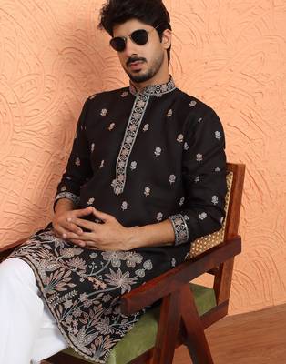 Black floral thread embroidered designer kurta 1