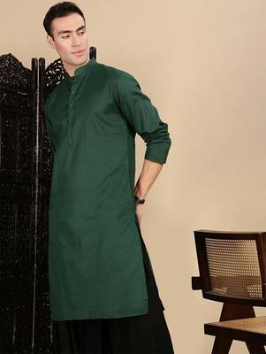 Deep green cotton textured kurta pajama for mens 1