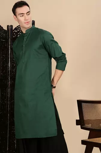 Deep green cotton textured kurta pajama for mens