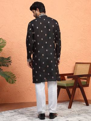 Black floral thread embroidered designer kurta 3