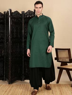 Deep green cotton textured kurta pajama for mens 5