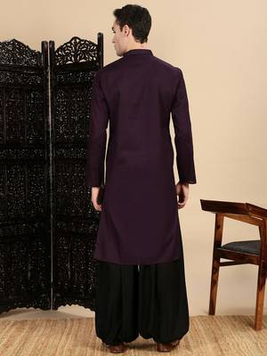 Purple cotton textured kurta pajama for mens 4