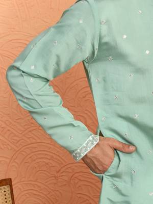 Cotton silk yoke design embroidered green kurta 4