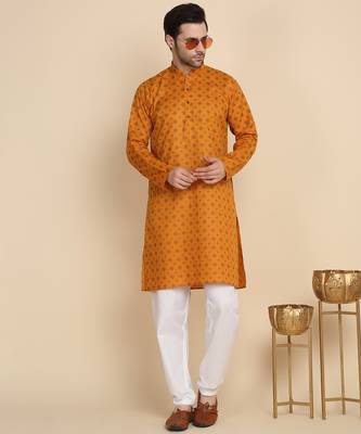 Floral printed cotton blend Orange kurta with pyjamas 5