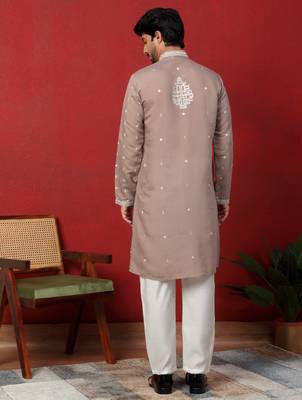 Cotton silk geometric sequence embroidered beige kurta with trouser pant 3