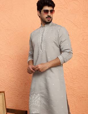 Cotton silk yoke design embroidered grey kurta with trouser pant 4