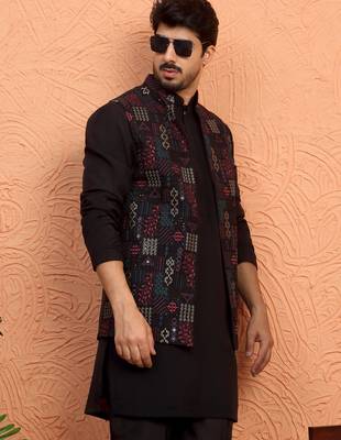 Silk blend black kurta and trouser with embroidered nehru jacket 4