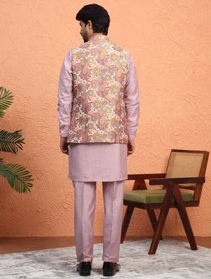 Silk blend mauve kurta and trouser with jacquard nehru jacket 3