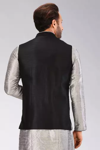 Black dupon art silk nehru jacket with pipepin work