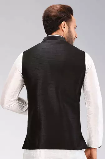 Black dupon art silk nehru jacket with pipepin work