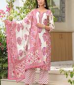 Cotton cream & pink printed kurta with pants & mul dupatta set of 3