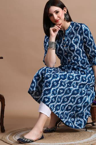 Pink printed cotton a-line kurta for women