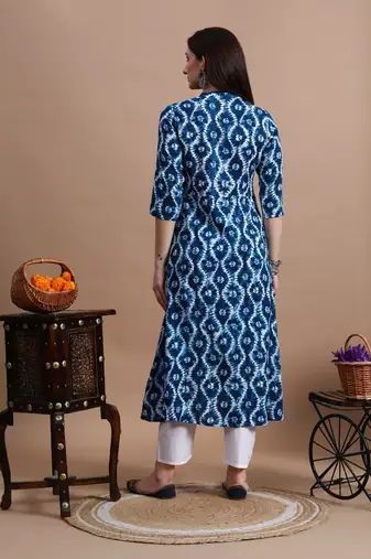 Pink printed cotton a-line kurta for women
