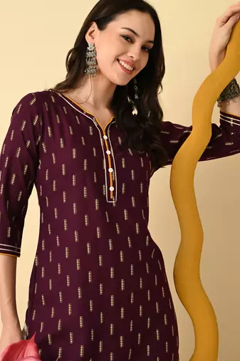 Maroon printed cotton straight kurta for women