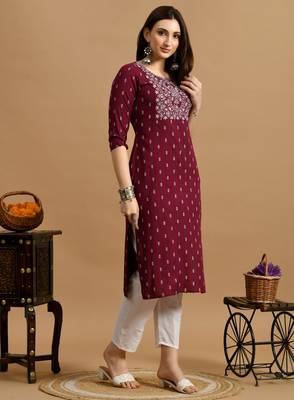 Maroon embroidery cotton straight kurta for women 3