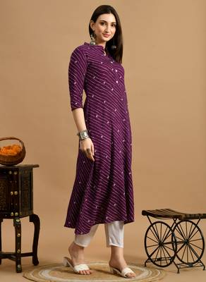 Maroon printed cotton a-line kurta for women 1