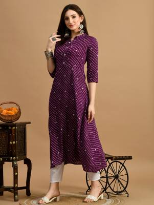 Maroon printed cotton a-line kurta for women 2