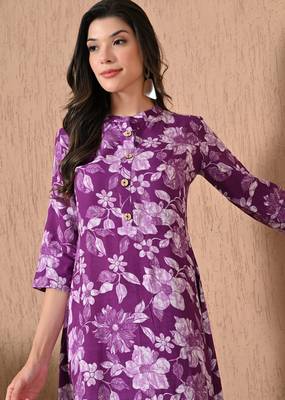 Maroon printed cotton a-line kurta for women 1
