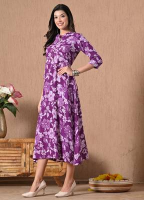 Maroon printed cotton a-line kurta for women 3