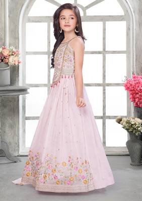 Peach shimmer tissue embroidered lehenga set 2