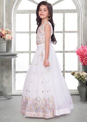 Offwhite shimmer georgette embroidered lehenga set 2
