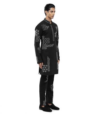 Black embroidered linen kurta set 3
