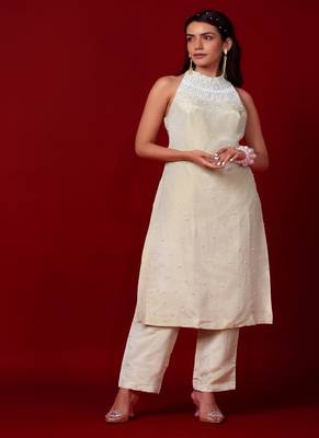 Ivory embroidered tissue kurta set 1