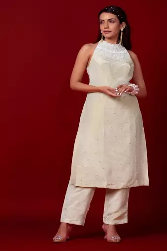 Ivory embroidered tissue kurta set