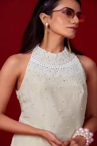 Ivory embroidered tissue kurta set