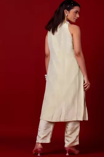 Ivory embroidered tissue kurta set