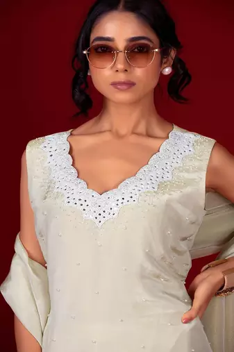 Ivory embroidered tissue kurta set