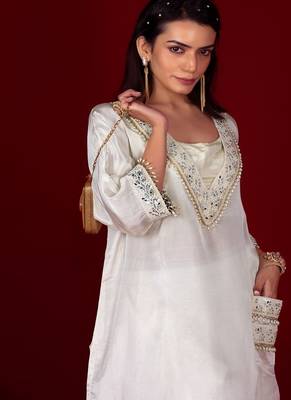 Ivory embroidered tissue kurta set 4