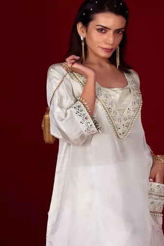 Ivory embroidered tissue kurta set
