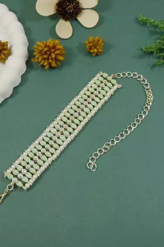 18k gold plated traditional ethnic kundan & pearls adjustable bracelet for women & girls 